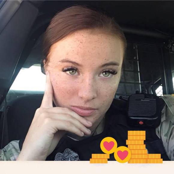 Meet your Posher, Mariah - Picture 1 of 1